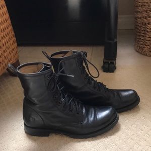 Frye Victoria Combat